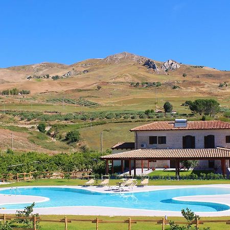 Tenuta Lanza Il Mulino Acquaviva Platani Екстериор снимка