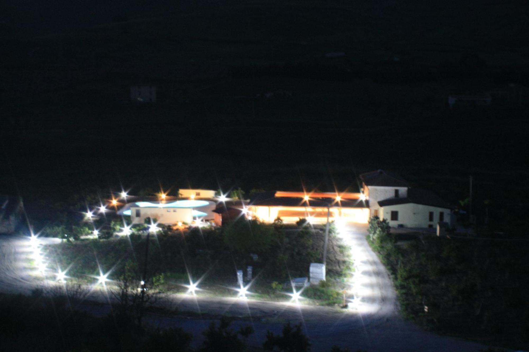 Tenuta Lanza Il Mulino Acquaviva Platani Екстериор снимка