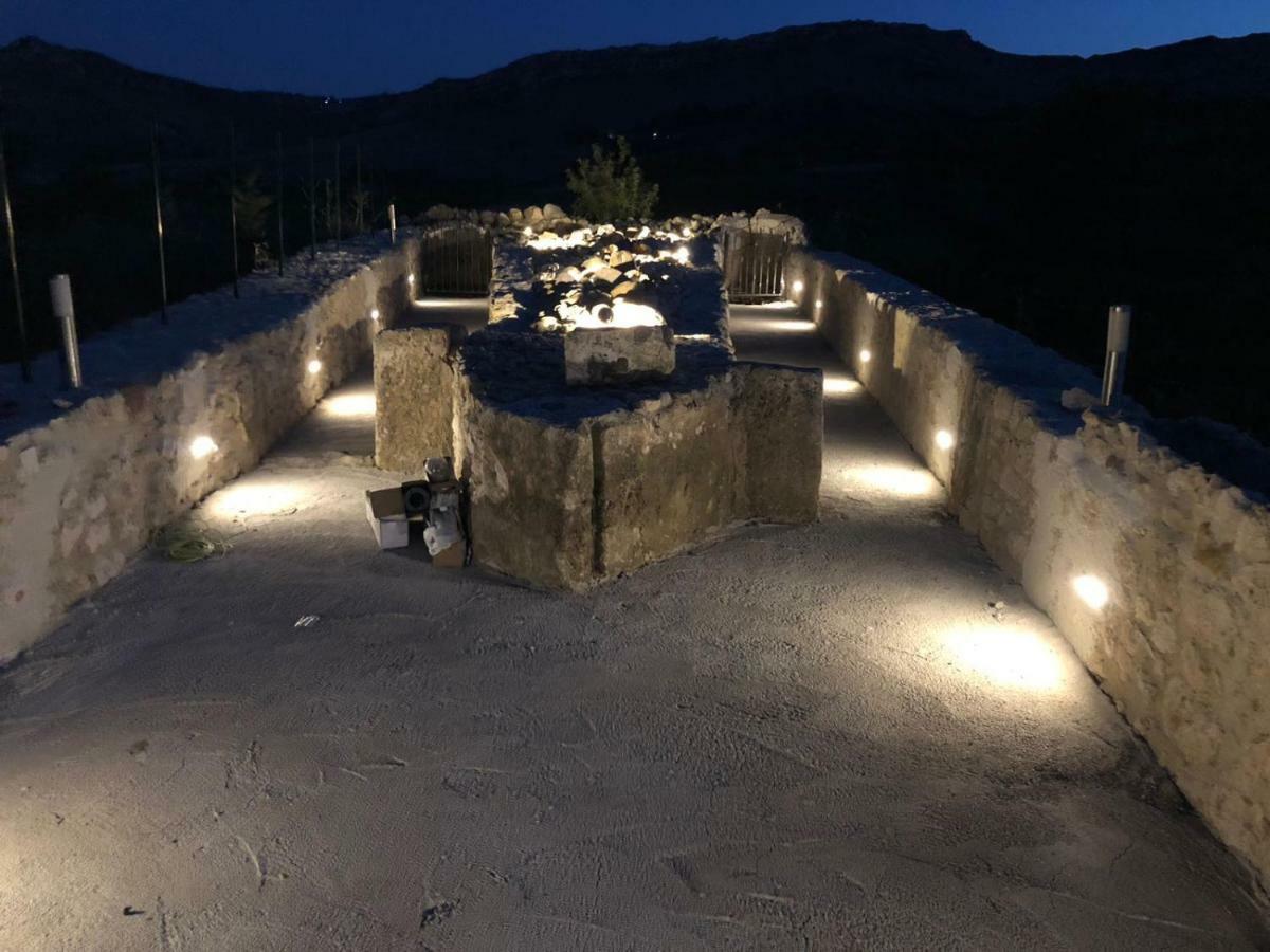 Tenuta Lanza Il Mulino Acquaviva Platani Екстериор снимка